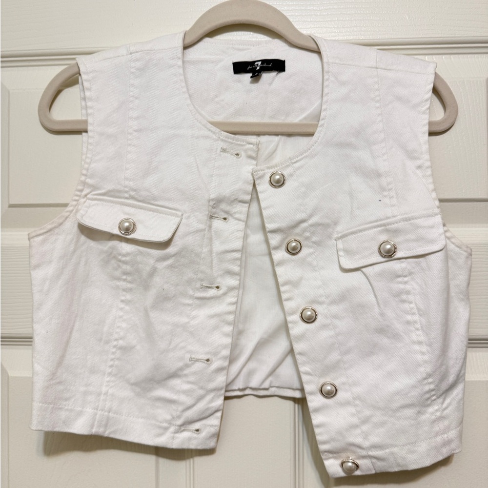 White Pearl-Button Cropped Vest